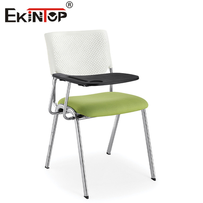 Professionale seduta sala di addestramento con comodo pad di scrittura stile moderno impilato verticalmente