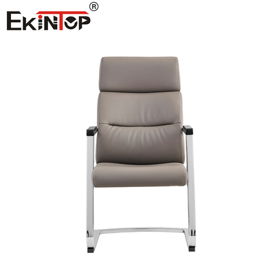 Poltrona da ufficio in pelle versatile regolabile in altezza con base in metallo cromo