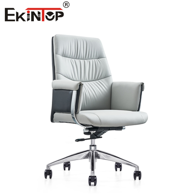 Moderna sedia da ufficio ergonomica in pelle bianca stile elegante e comfort eccezionale