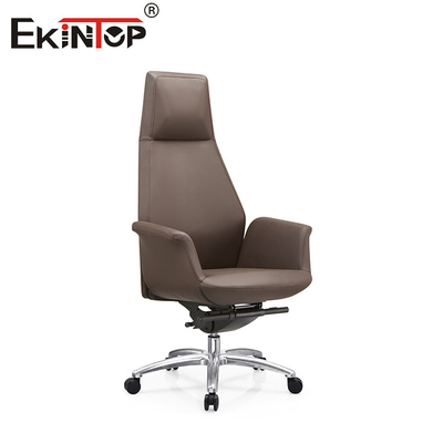 Rilassati in una luxury Premium Leather Lounge Chair per il ritiro a casa