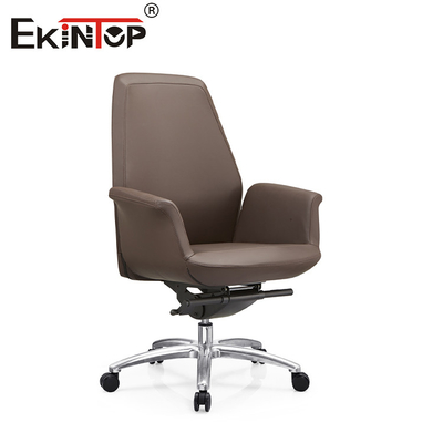 Rilassati in una luxury Premium Leather Lounge Chair per il ritiro a casa