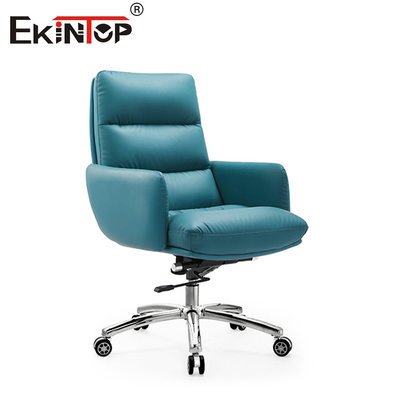 Moderna poltrona blu di pelle finta Design elegante per spazi contemporanei