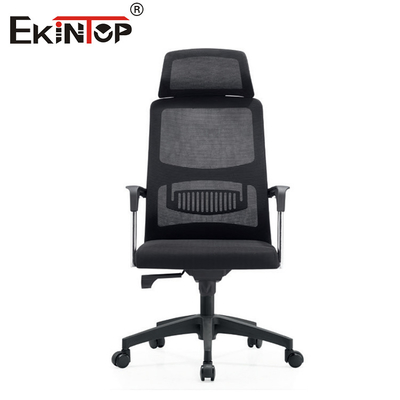 Sedia da ufficio ergonomica a schiena alta a maglia con ruote stile moderno