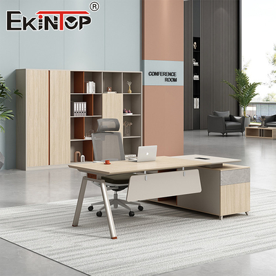 Design moderno Spazi ufficio personalizzati Scrivania grande
