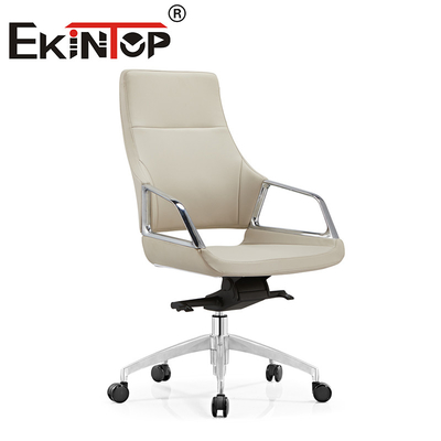 Sedia da scrivania in pelle di design moderno e executive Sedia da scrivania ergonomica in pelle vegana
