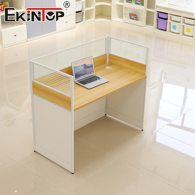 Tavolo da scrivania per computer in legno moderno